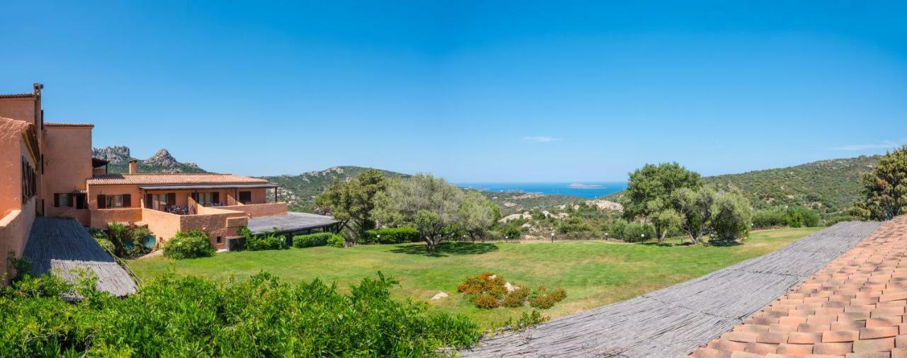 סן פנטלאו Hotel Rocce Sarde מראה חיצוני תמונה