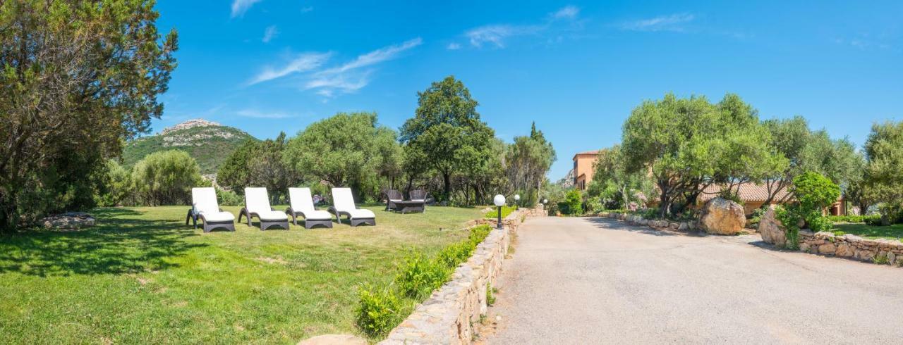 סן פנטלאו Hotel Rocce Sarde מראה חיצוני תמונה
